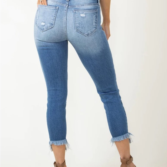 💕10/$10💕Cello Distressed Jeans💕 - Picture 5 of 11